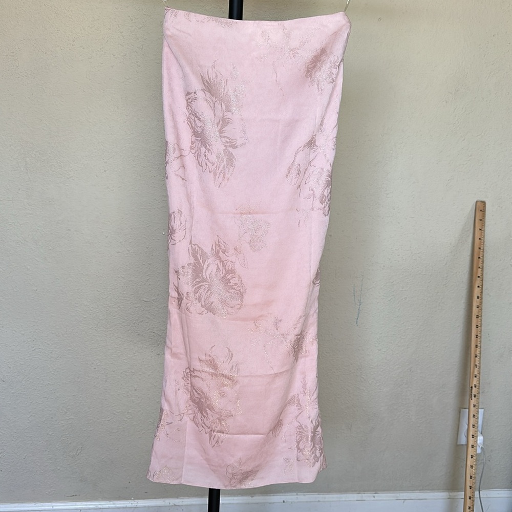 HOUSE OF CB Luisette Floral Satin Midi Skirt in Pink‎ Metallic Size XS NWOT - Picture 5 of 8